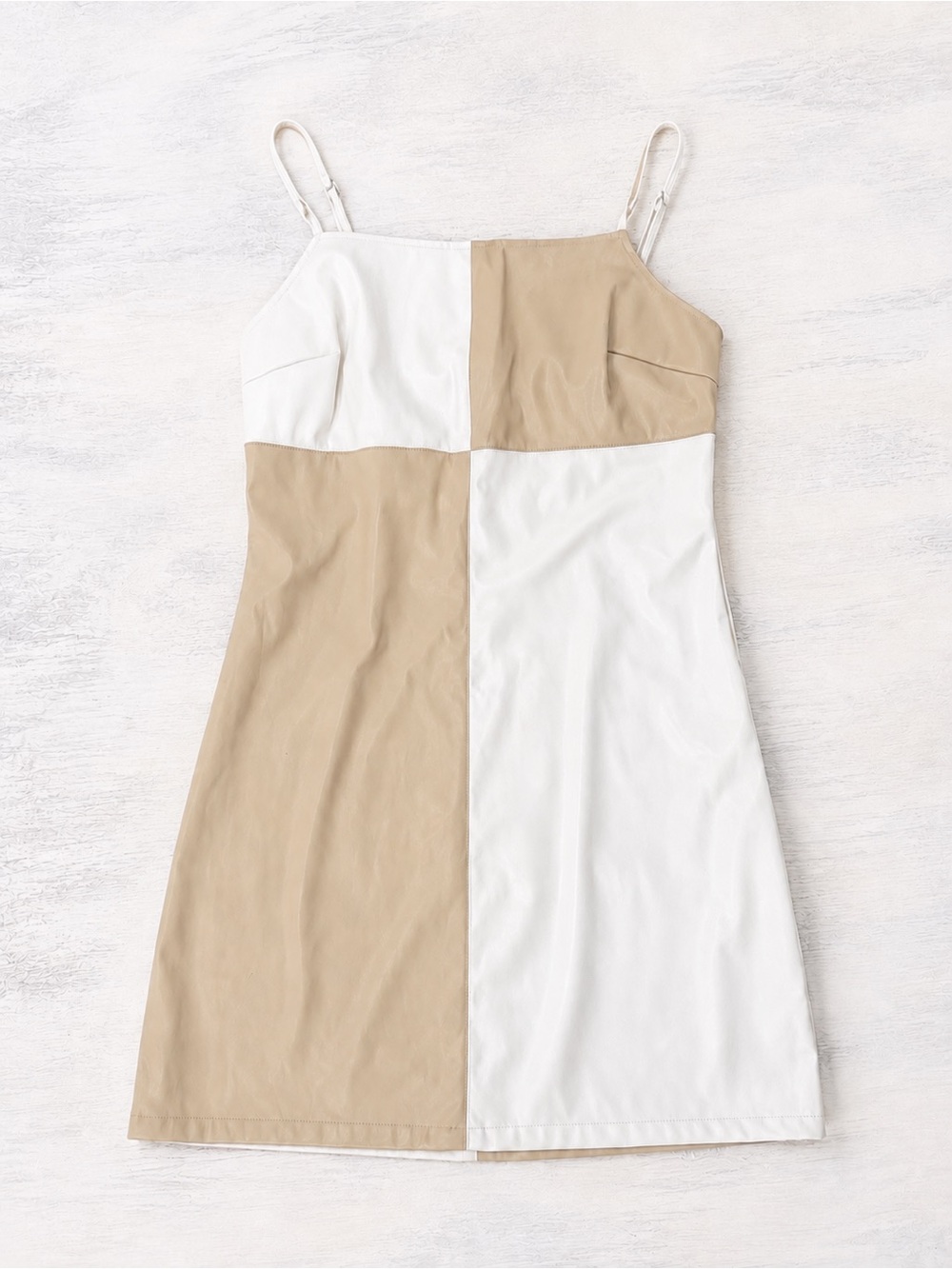LE LIS Color Block Faux Leather Mini Dress NWT Size Medium Cream Taupe